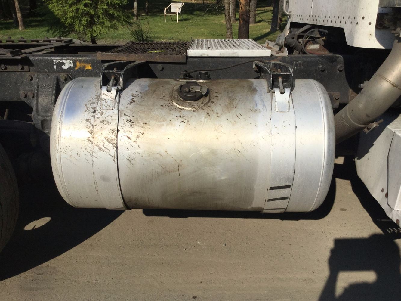 Used 1999 PETERBILT 379 Fuel Tank for Sale 265828