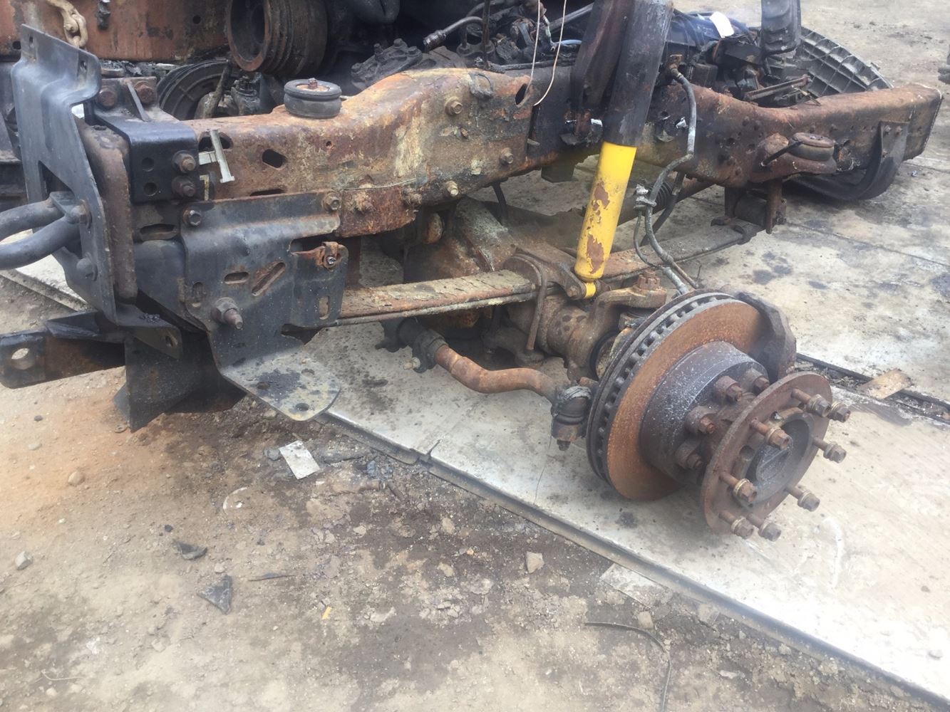 Used 2002 Ford F550 Axle Assembly For Sale 555498