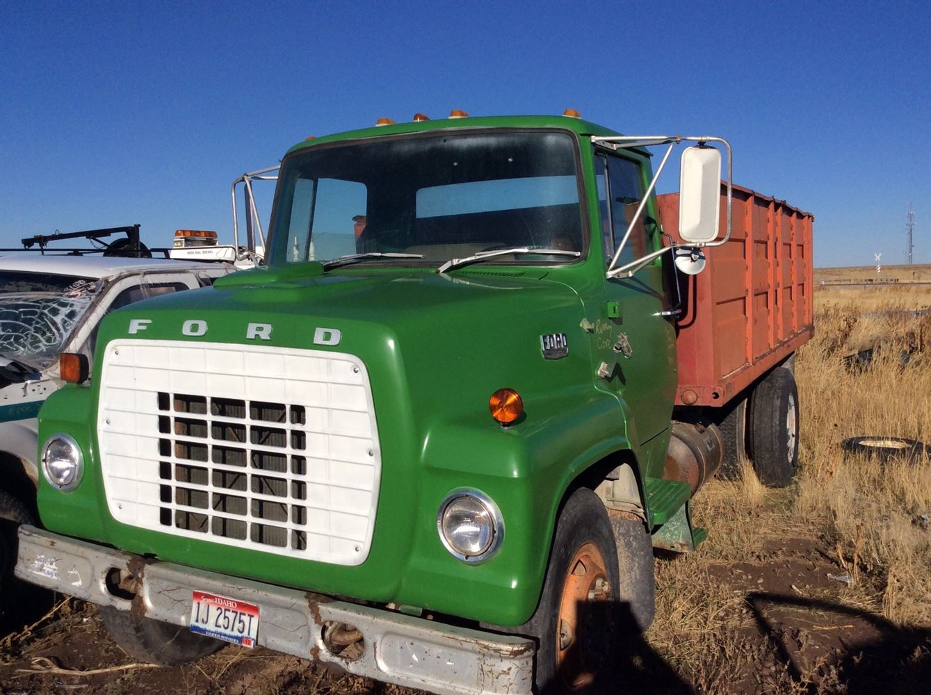 Ford  LN700