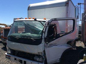 Salvage 2005 Mitsubishi FE - 72316