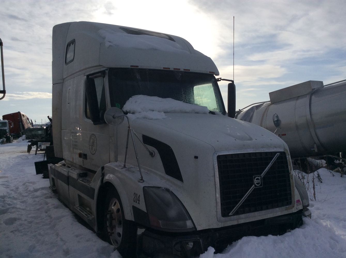 Volvo  VNL