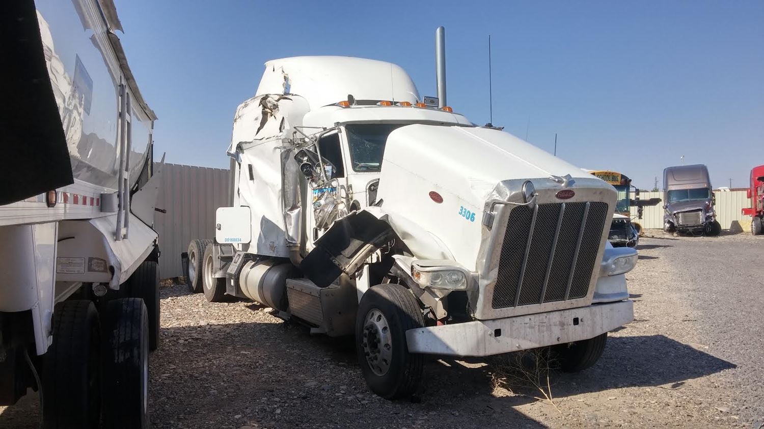 Peterbilt  388