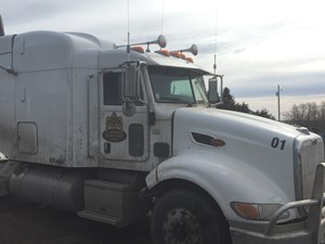 Salvage 2009 Peterbilt 386 - SV-7