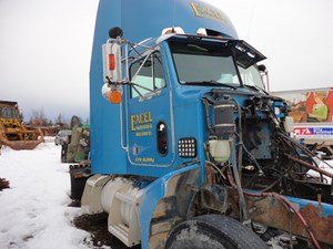 Salvage 1999 Peterbilt 377 - X-19P7