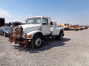 1990 International 4700 Truck for Parts (Stock #637)) Part Image