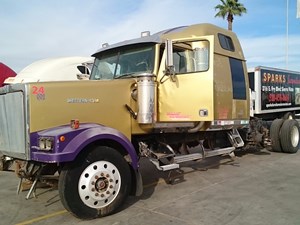 Salvage 1999 Western Star 4900E - SV-697