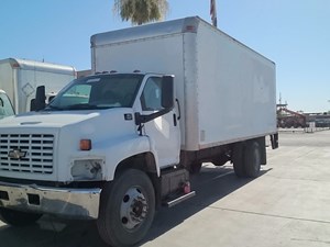 Salvage 2003 GM/Chev (HD) C7500 - SV-843