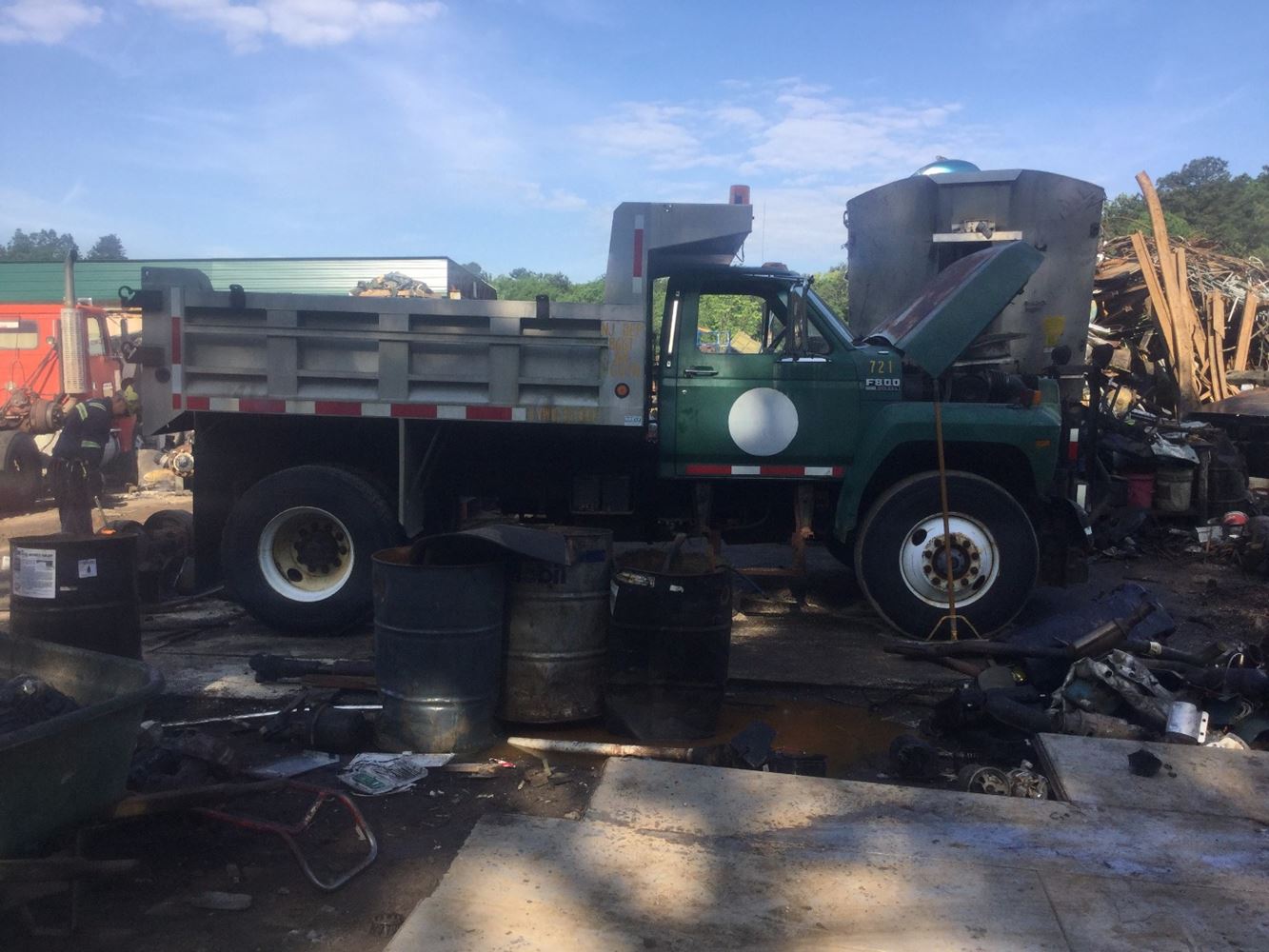 Salvage 1989 Ford F800 Truck Delivery For Parts Freehold, New Jersey
