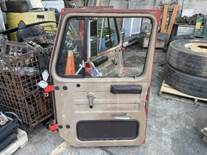 Used 1981 INTERNATIONAL 2575 Door (Stock #15253)) Part Image