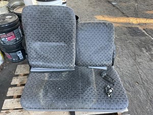 Used 2006 ISUZU NQR Cab (Stock #14870)) Part Image
