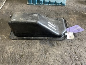 Used Mitsubishi 4D34-3AT3B Oil Pan (Stock #14783)) Part Image