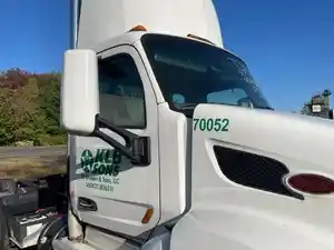 Used 2014 PETERBILT 579 Cab Image