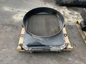 Used 2004 STERLING ACTERRA Radiator (Stock #15494)) Part Image