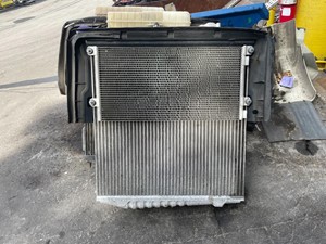 Used 2006 Volvo VNM Cooling Assembly (Stock #14619)) Part Image