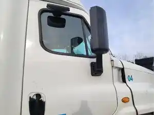 Used 2014 FREIGHTLINER CASCADIA 125 Door (Stock #15797)) Part Image