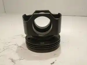 New Cummins ISX Piston & Rod Image