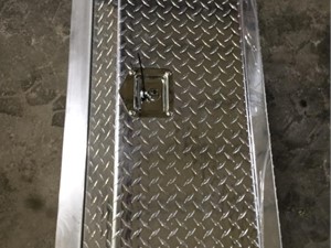 Used Tool Box (Stock #162785)) Part Image