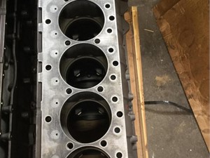 Used Cummins ISX Block (Stock #166290)) Part Image