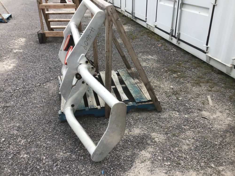 Used 2020 MACK AN64T Moose Bumper for sale St. PauldeL'lleauxNoix