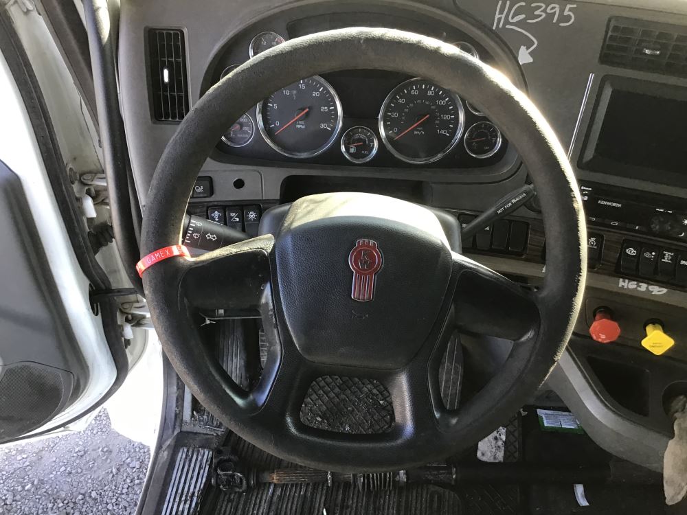 Used 2018 KENWORTH T680 Steering Wheel for sale St. PauldeL'lleaux