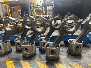 Used 2000 KENWORTH Piston & Rod (Stock #37542)) Part Image