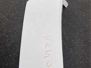 Used 2016 VOLVO VNL670 Sleeper Fairing (Stock #36861)) Part Image