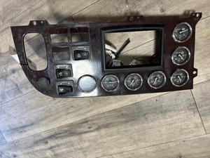 Used 2020 PETERBILT 389 Instrument Cluster (Stock #36089)) Part Image