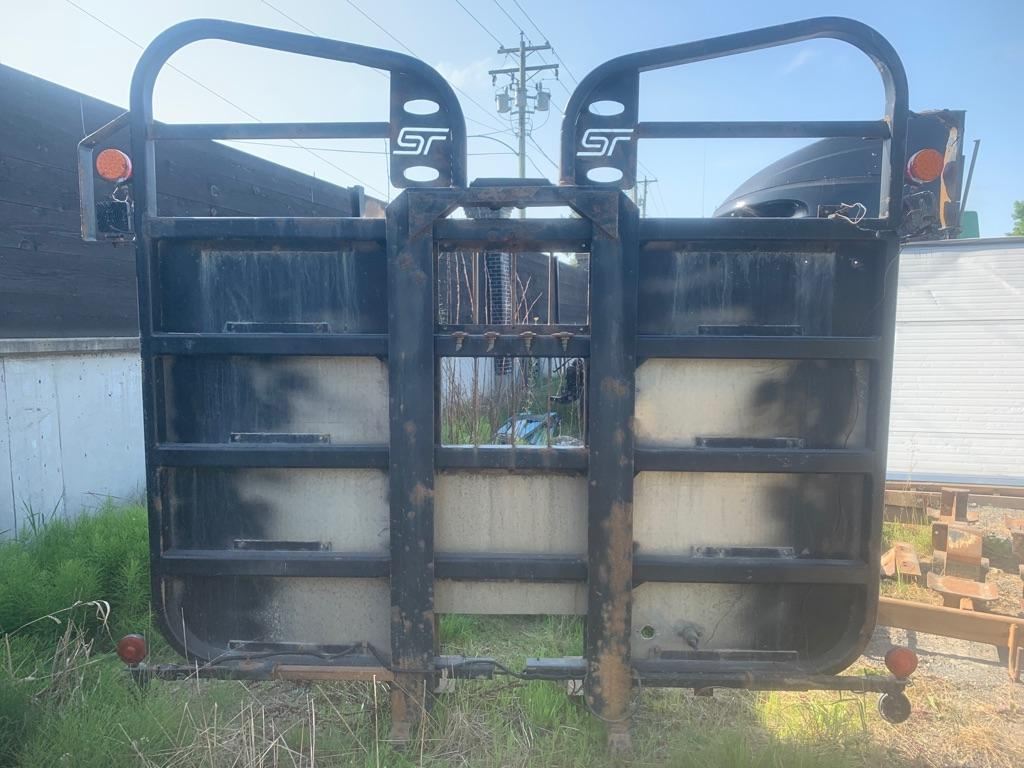 Used KENWORTH Headache Rack for sale Abbotsford British Columbia