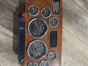 Used 2009 PETERBILT 389 Instrument Cluster (Stock #39847)) Part Image
