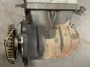 Used 2012 VOLVO D13 Air Compressor (Stock #39987)) Part Image