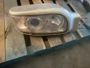 Used 2020 PETERBILT 389 Headlamp Assy (Stock #36082)) Part Image