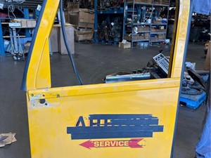 Used Door (Stock #38743)) Part Image