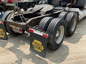 Used 2006 EATON DSP40 Axle, Complete Rear (Stock #9246)) Part Image