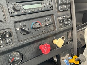 Used 2013 CAT CT660 Interior Misc Part (Stock #9497)) Part Image