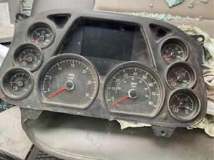 Used 2016 PETERBILT 567 Instrument Cluster (Stock #9323)) Part Image