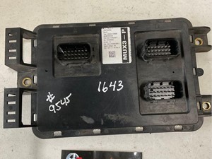 Inspected 2018 PETERBILT 579 ECM (Stock #9545)) Part Image