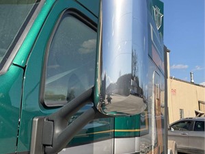 Used 2018 PETERBILT 579 Mirror Image