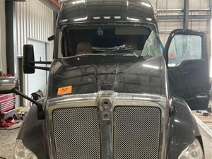 Used 2020 KENWORTH T680 Hood (Stock #9088)) Part Image