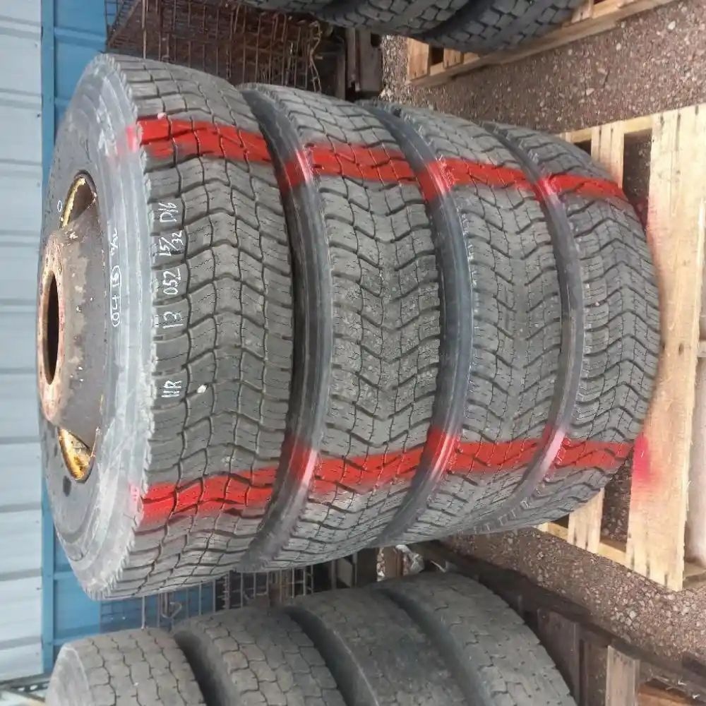 Used 2013 HUB PILOT 11R22.5 Tire for sale Big lake Minnesota United