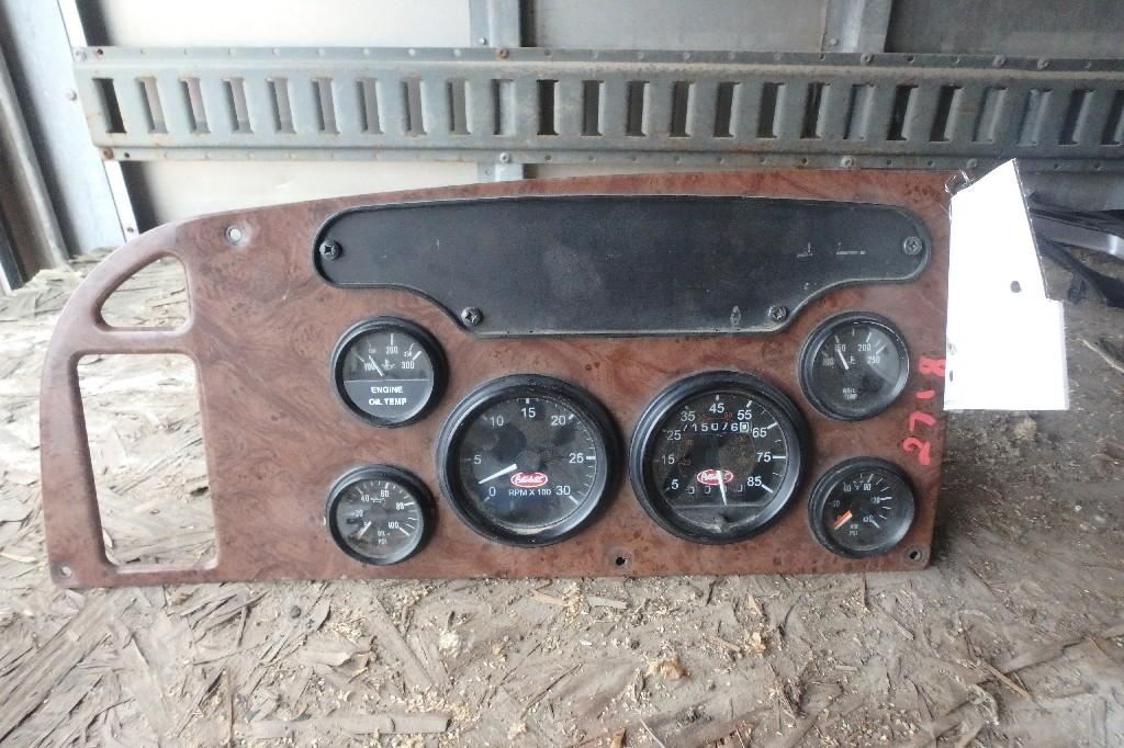 Used 2005 PETERBILT 385 Instrument Cluster for sale Des Moines Iowa