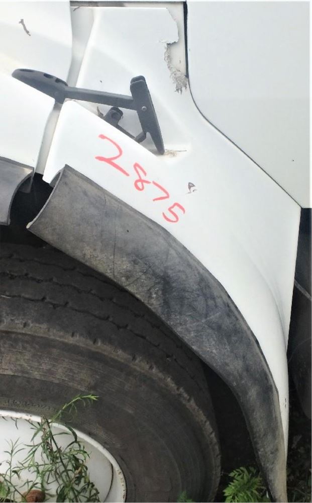 Used 2010 STERLING LT8500 Fender Extension for sale Des Moines Iowa