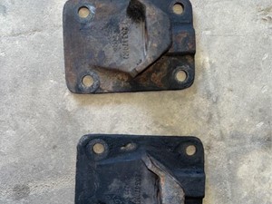 Used Engine Mount (Stock #6749)) Part Image