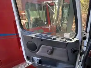 Used 2001 VOLVO TRUCK VNL Door (Stock #7503)) Part Image