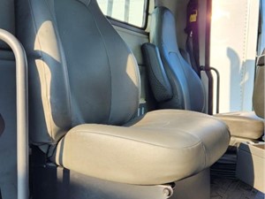 Used 2020 VOLVO TRUCK VNR Cab Image