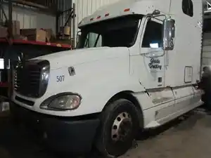 Used 2007 FREIGHTLINER COLUMBIA 120 Cab Image
