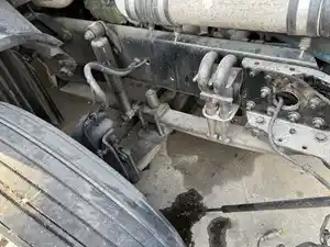 Used 2009 FREIGHTLINER CASCADIA 125 Spring, Front Leaf Image