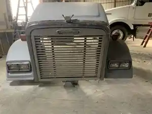 Reconditioned FREIGHTLINER FL CLASSIC XL 127 BBC Hood (Stock #92982)) Part Image