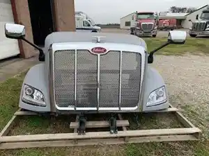 Reconditioned PETERBILT 587 Hood (Stock #86603)) Part Image