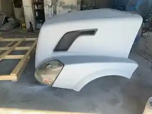 Reconditioned VOLVO VNL Hood (Stock #90264)) Part Image