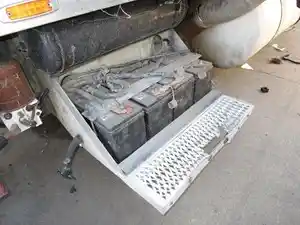 Used 2003 PETERBILT 379 Battery Box (Stock #92794)) Part Image